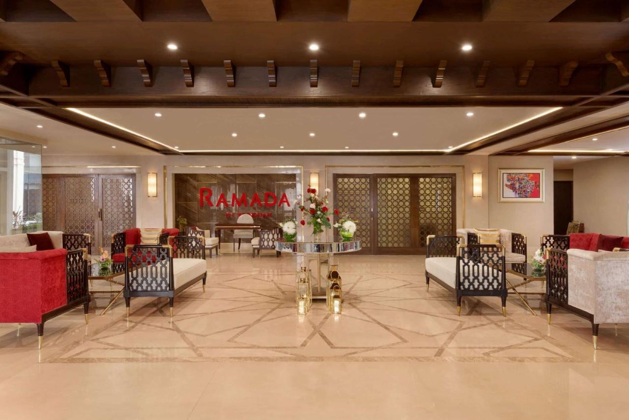 Ramada By Wyndham Lahore Gulberg II Otel Dış mekan fotoğraf