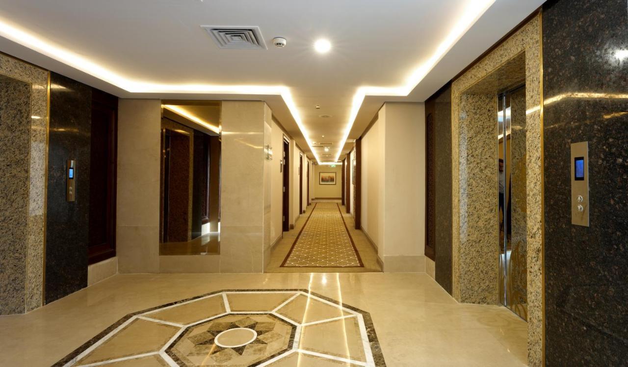 Ramada By Wyndham Lahore Gulberg II Otel Dış mekan fotoğraf